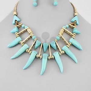 Horn Necklace Jewelry Set (Black Panther Inspired)